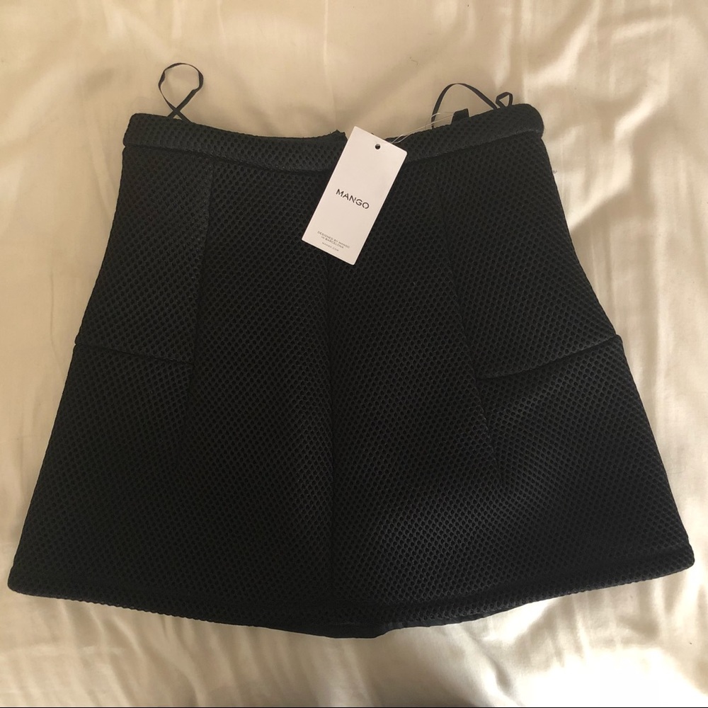 NWT Mango black skit